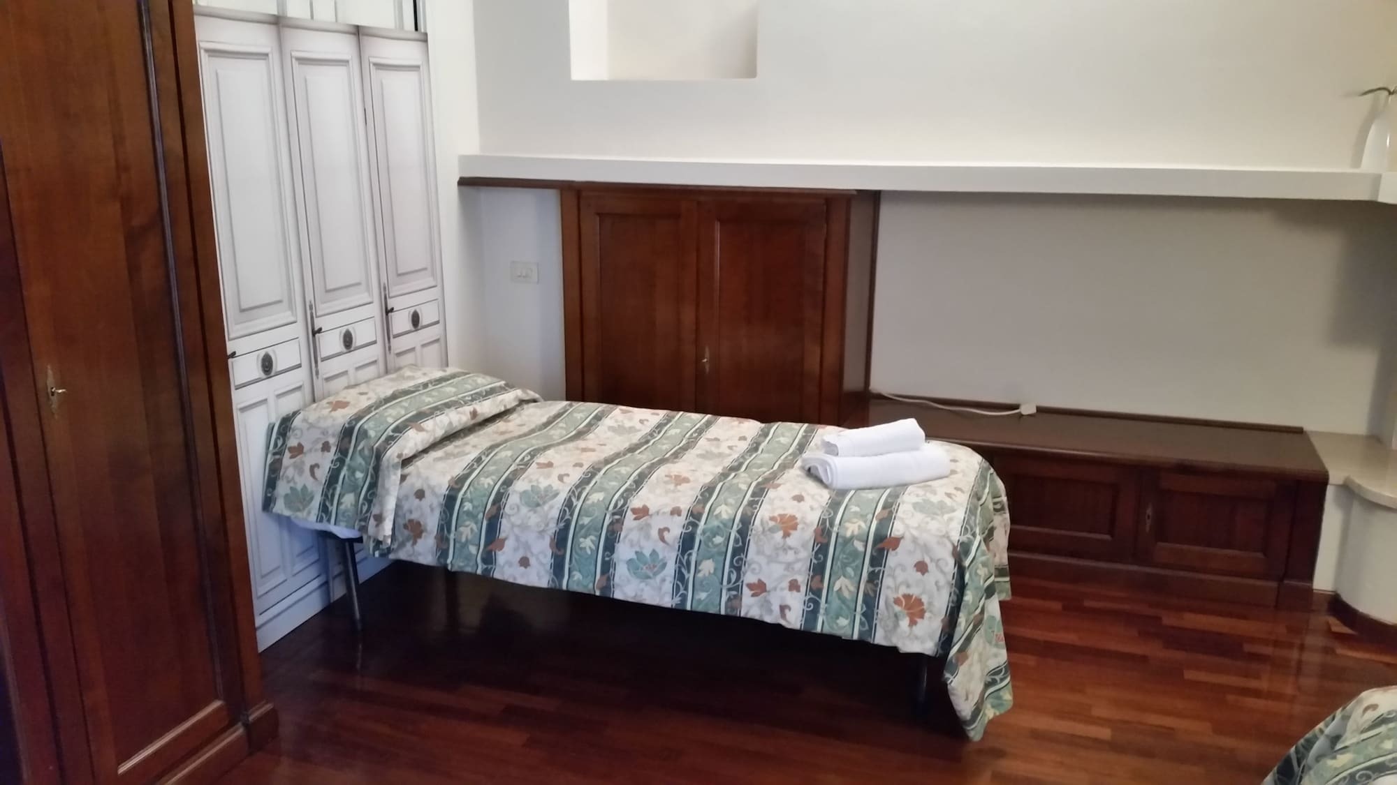 Gira Guest House Como Eksteriør billede