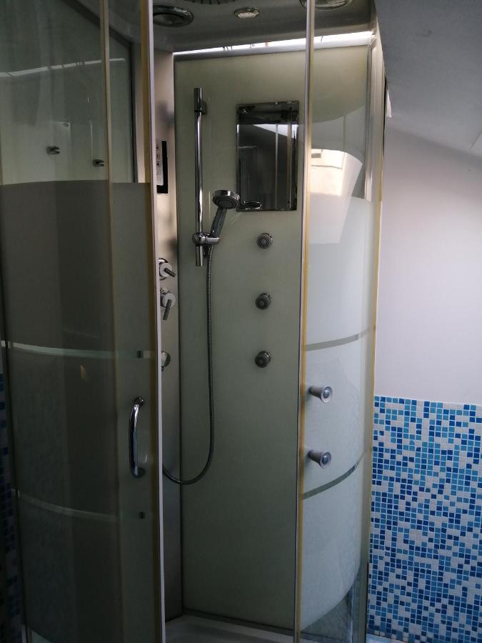 Gira Guest House Como Eksteriør billede